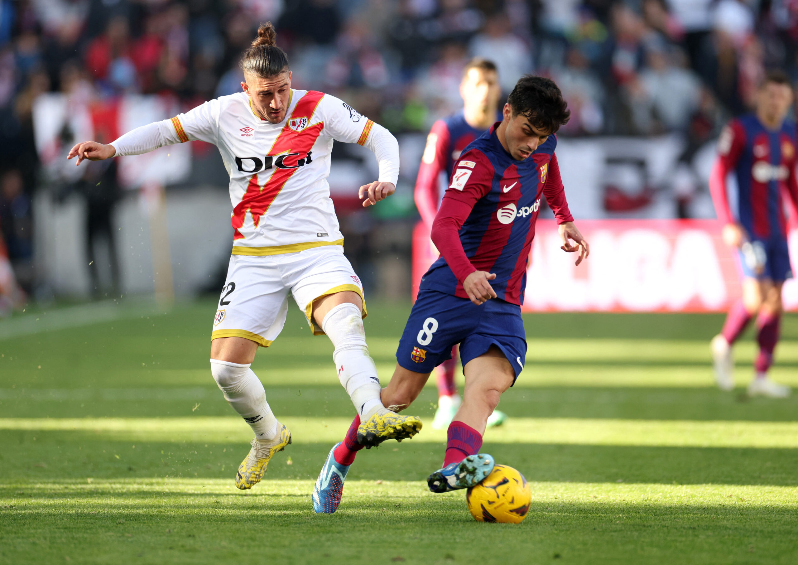 Soi kèo Rayo Vallecano vs Barcelona